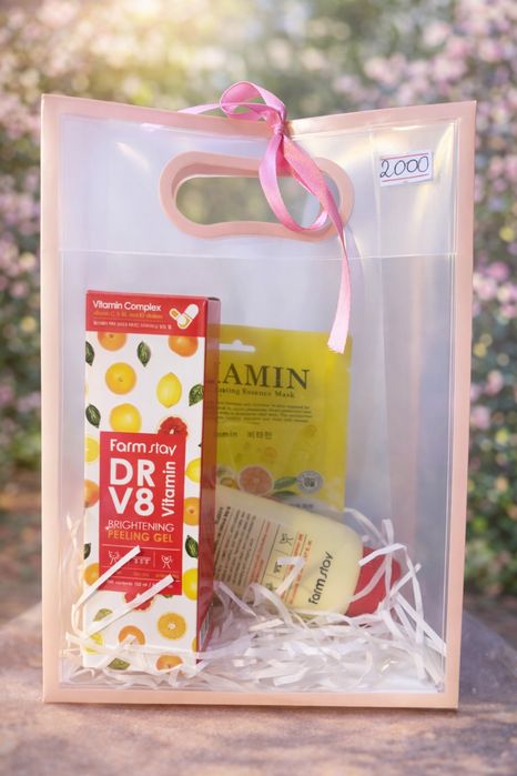 Подарки женские на 8марта