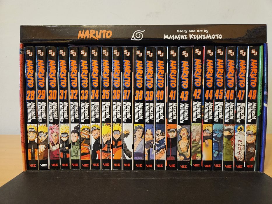 Manga: Naruto box set 2 volumes 28-48