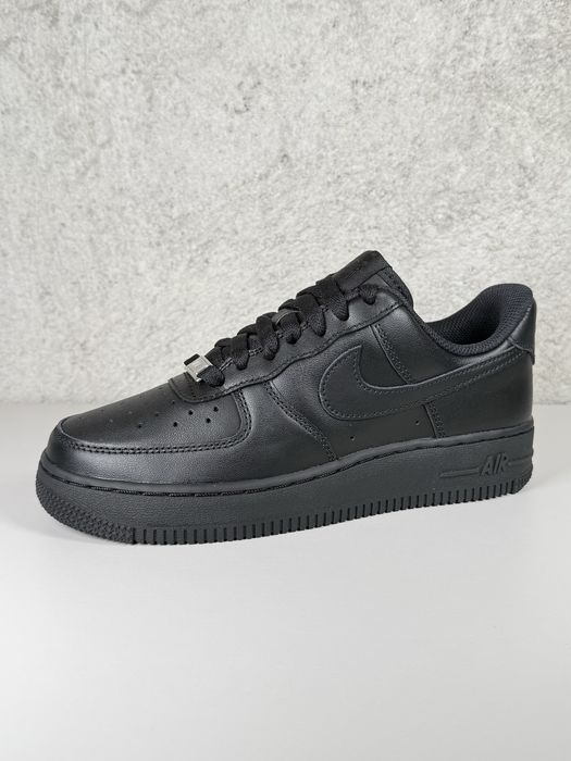 Nike Air Force 1 Low Triple Black