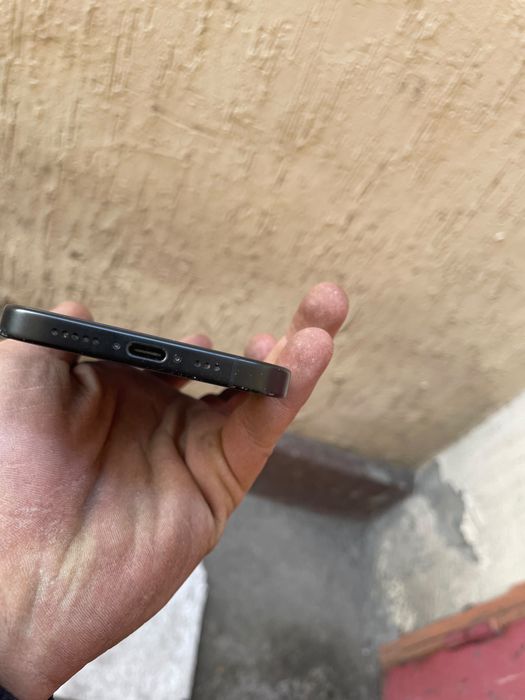 Iphone 16 128/80%