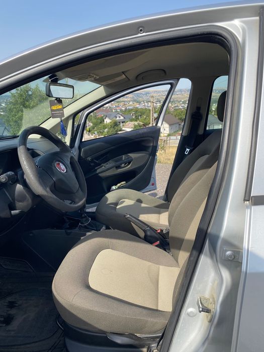 Fiat Linea 1.4 benzină 2011