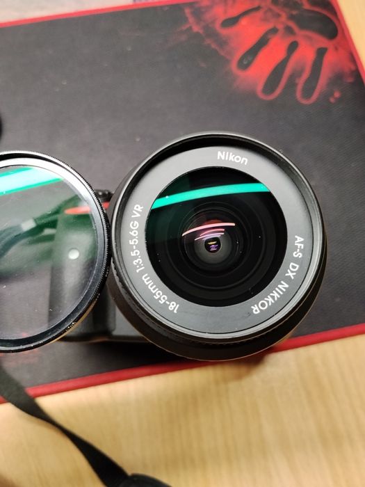 Nikon D5100 + Kit 18-55