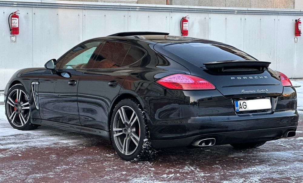 Porsche Panamera pachet GTS