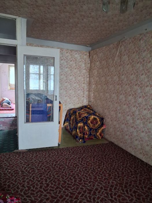 Продается 2 комнатная квартира  с 6. метровой  верандой