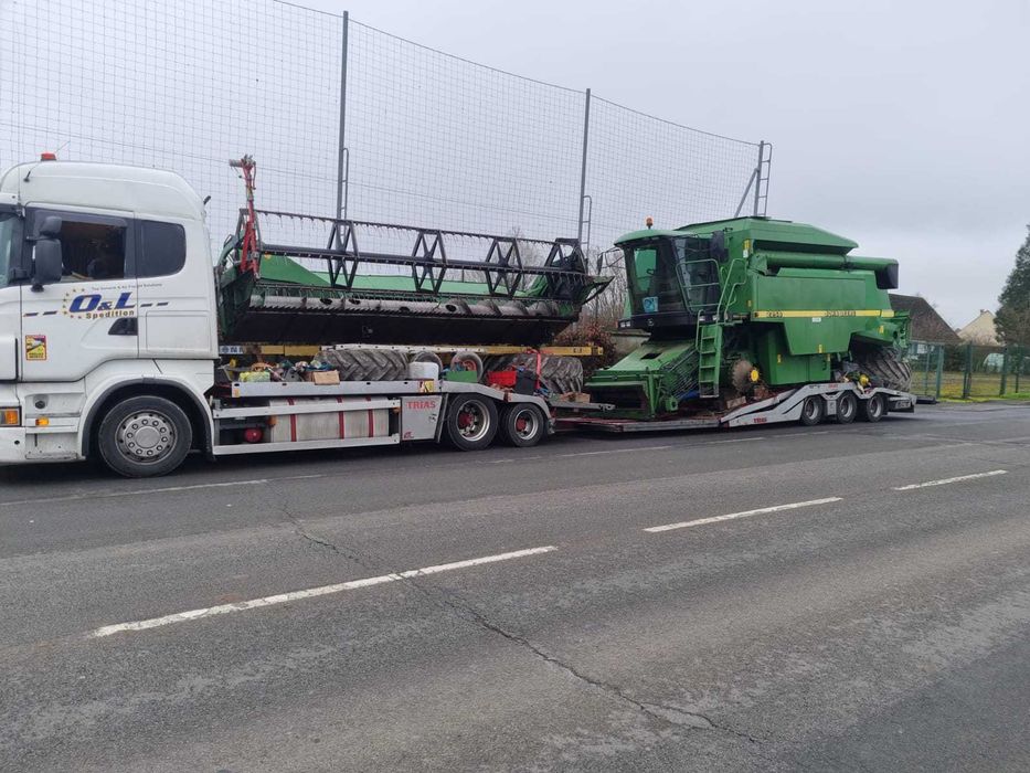 John Deere 2256, an 2001, climatizare, header 5,50 m, revizata, IMPORT