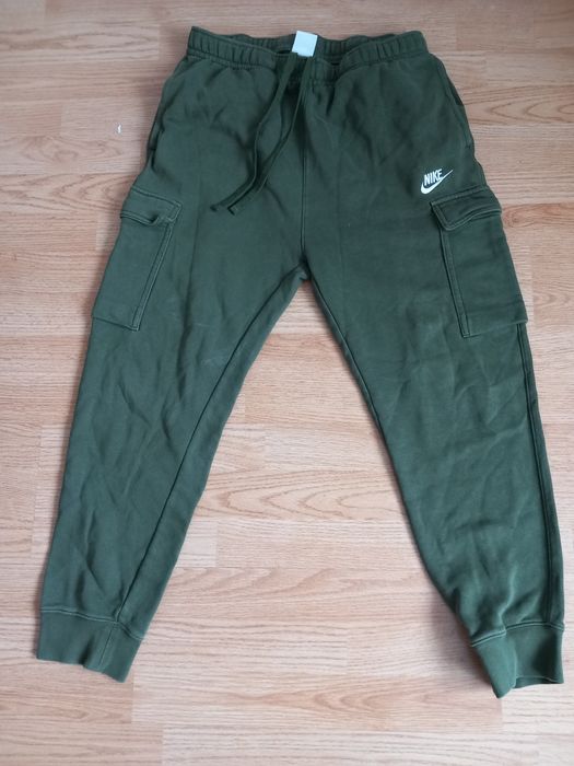 Pantaloni trening barbati nike