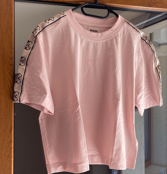 Tricou Guess, mărimea L. Nou cu etichetă.