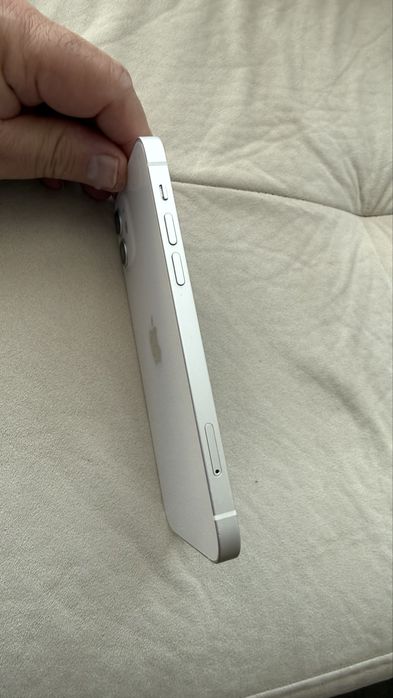 Iphone 12 128gb запазен