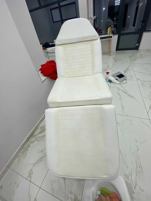 Козметична кушетка