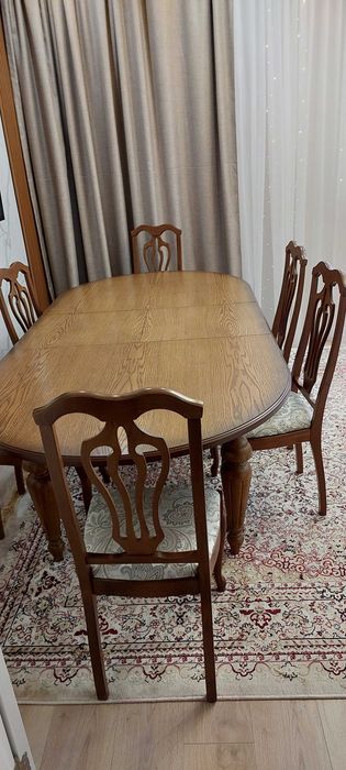 Продам дубовый стол со стульями. Производство Беларусь.
