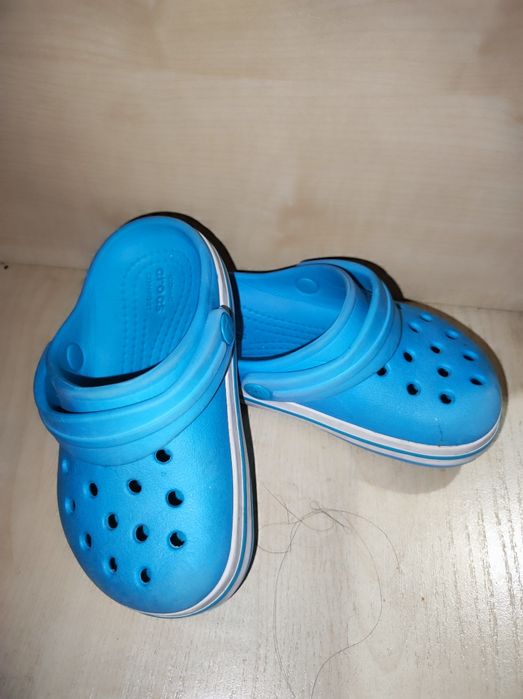 Продам детские сандалики