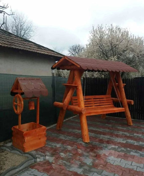 Leagane din lemn masiv
