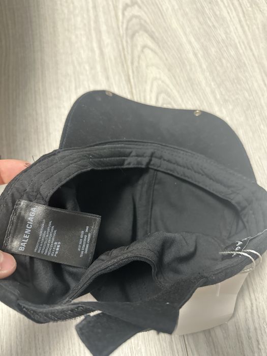 sapca balenciaga opium
