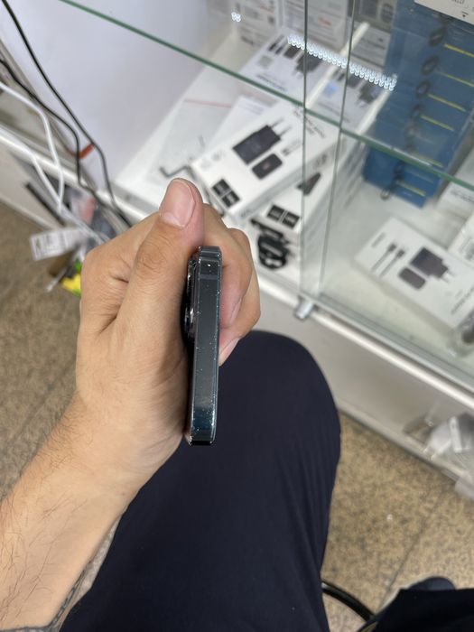 Продам iPhone 14 256GB