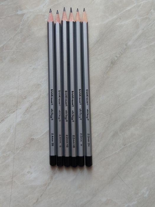 карандаши для рисования