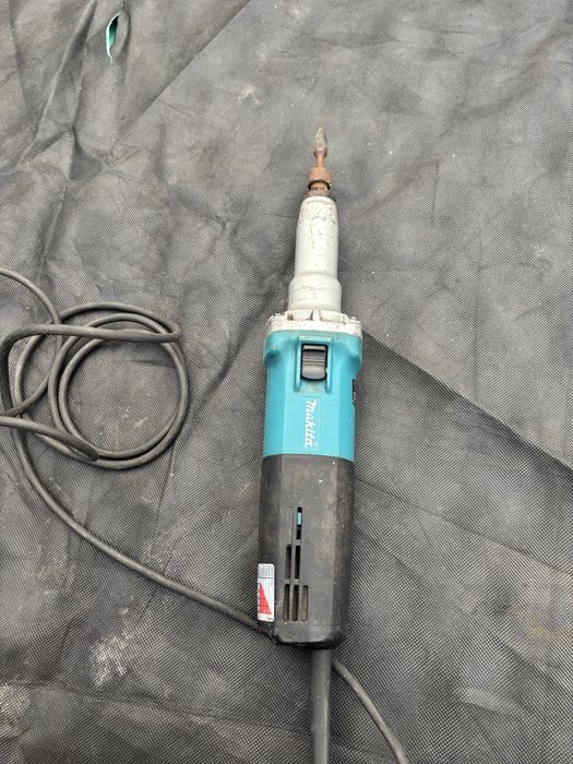 Polizor unghiular drept Machita GD0800C