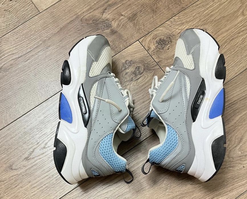 Кроссовки Dior ,41 размер.Модные ,стильные .