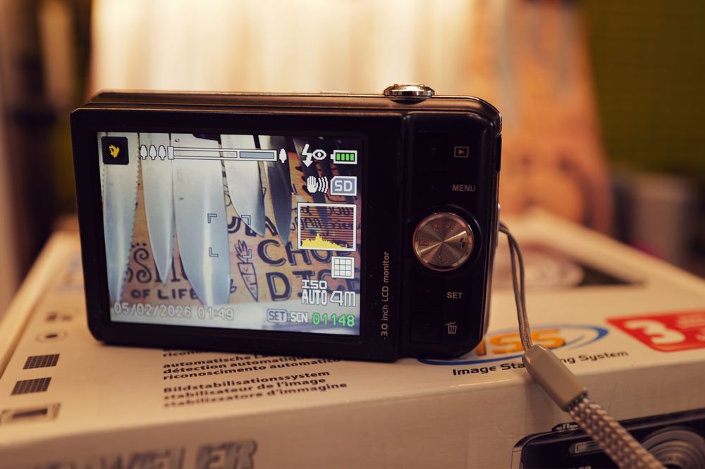 Aparat foto Traveler ca NOU la cutie 12Mp card instagram  powershot