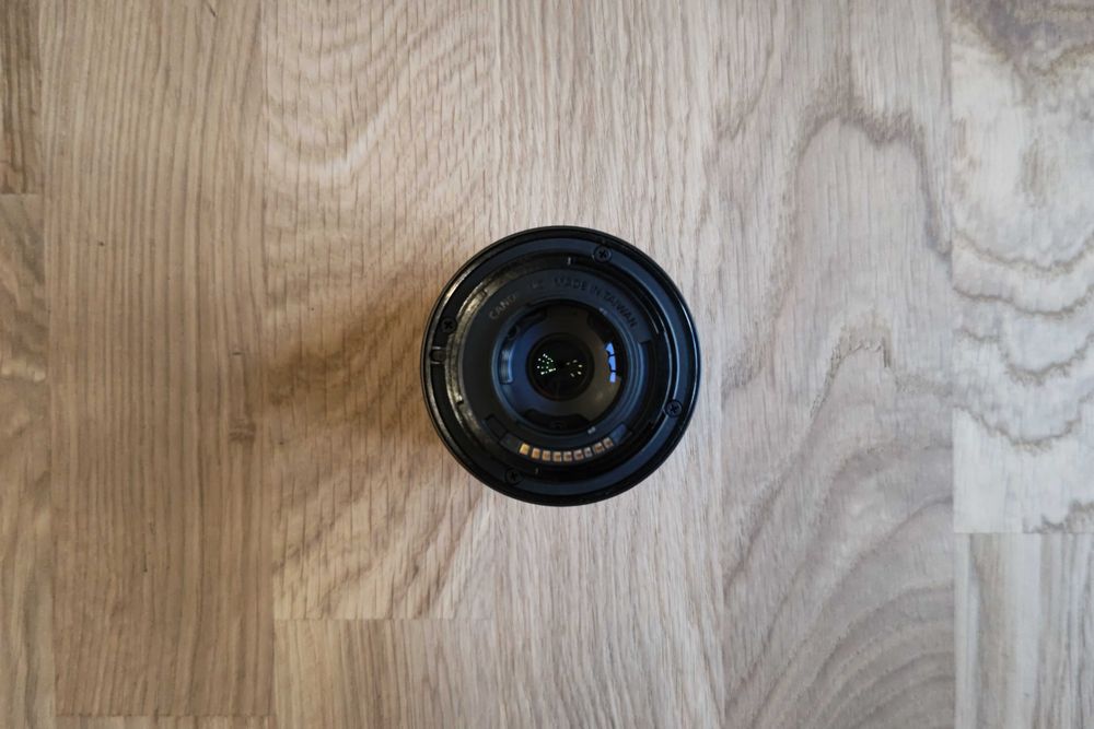 Obiectiv foto Canon Zoom Lens EF-M 15-45mm 1:3.5-6.3 IS STM stare impecabilă