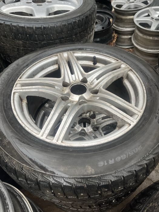 215 юпокрышкалар бар