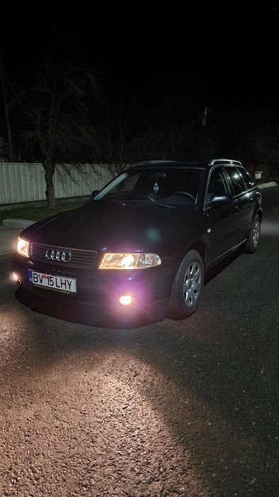 AUDI A4 0 — imagine 3