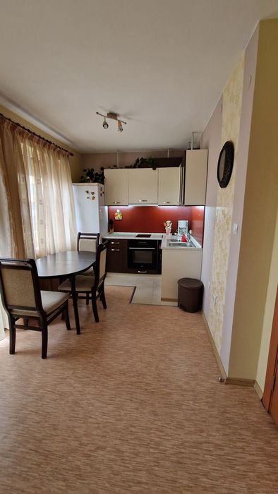 Дава се под наем Тристаен апартамент в Сандански - 65 кв.м за 348.84 € - Снимка #1