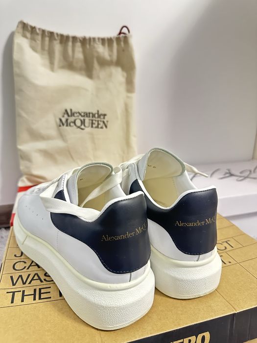 Alexander McQUEEN