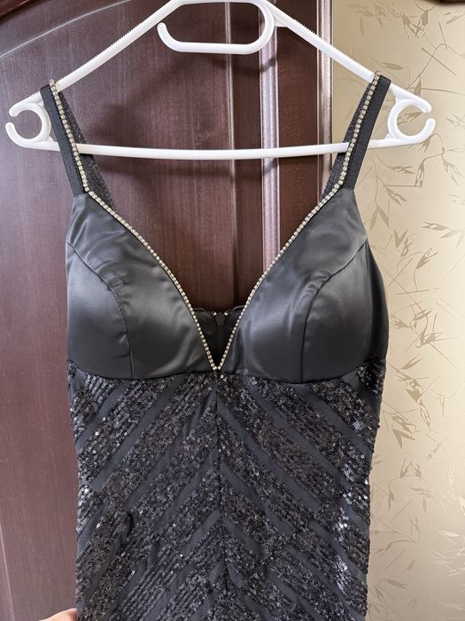 Rochie eleganta medie