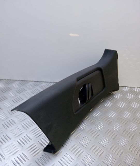 Ornament stalp 8e0867244 Audi A4 B6