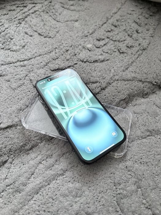 iPhone 16 с гарантией