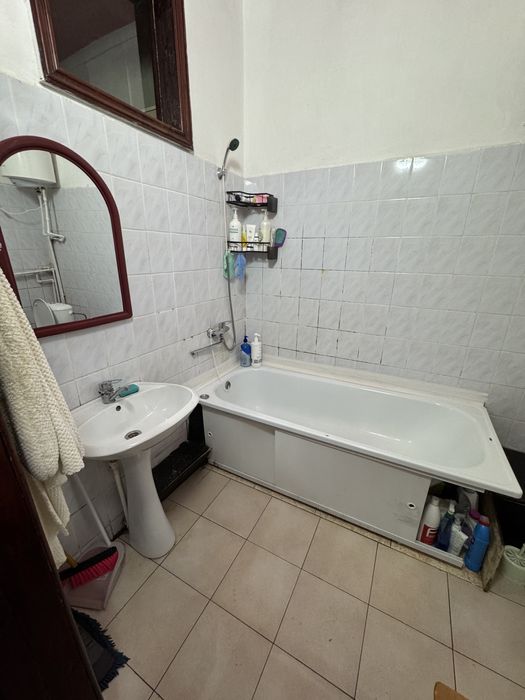 на подселение девушка