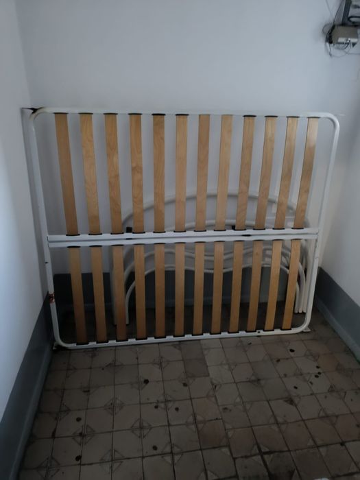 Продам кровать двуспальную