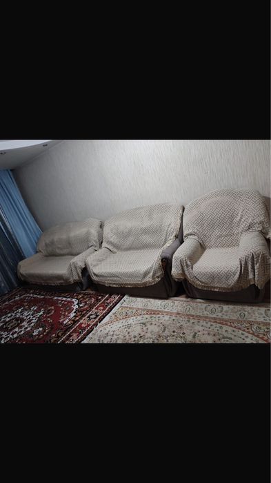 продам диван в отличном состоянии