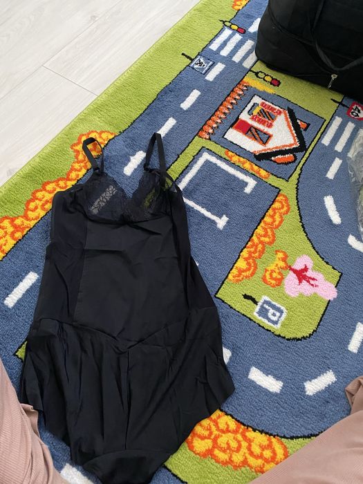 Продам боди за 1000