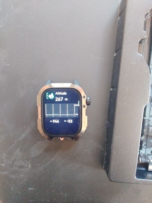 Smart watch с алтиметър и барометър