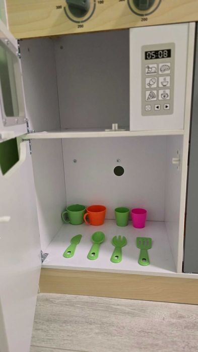 Детска дървена кухня и ресторант MONI 2 в 1 +аксесоари