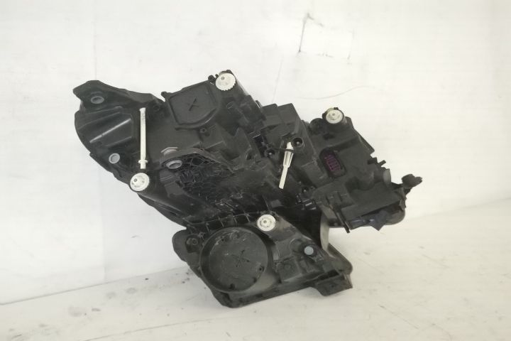 Ляв Фар Оригинален Led Шкода Кодиак / Skoda Kodiaq Оригинален ляв фар