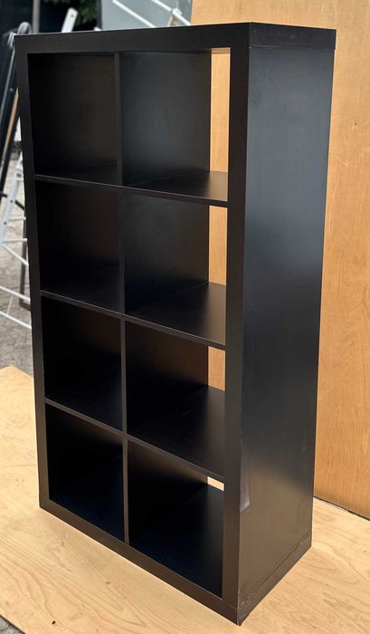 Etajera neagra cu 8 compartimente tip Ikea; Raft; Biblioteca; Dulap cu polite; Dulap cu spatii de depozitare