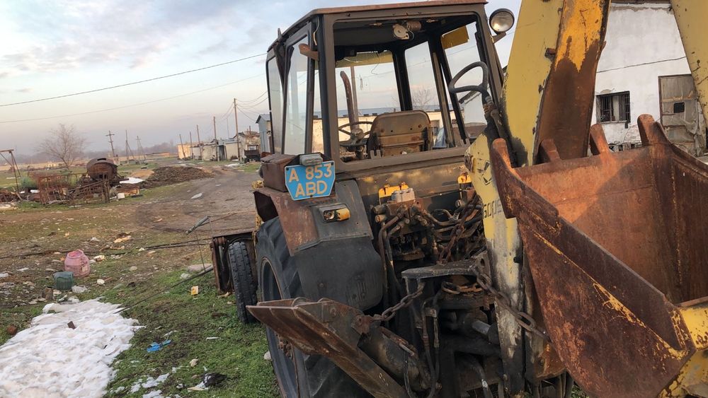 Трактор-экскаватор Борекс