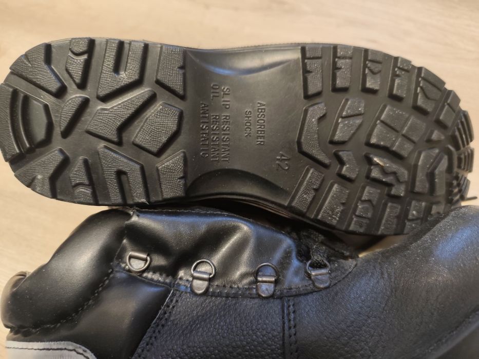 Спецобувь с керамическим носком 42 размер