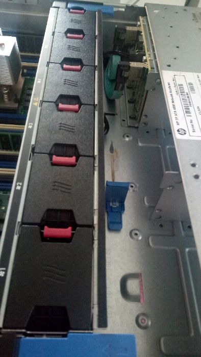 Сървър HPE DL380 Gen9 8SFF 2*Xeon Е5-2660v4 12C 2.2-2.9GHz 64GB P440AR