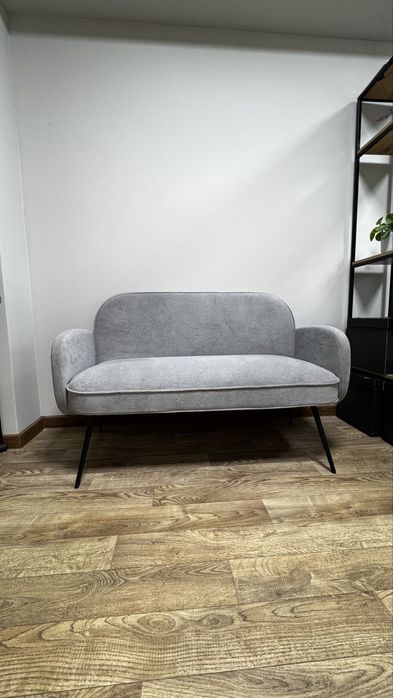 Диван офисный////