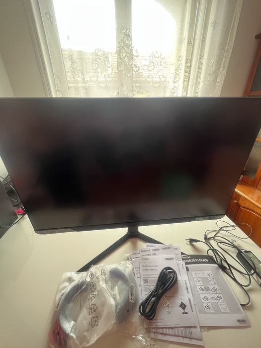 Гейминг монитор Samsung - Odyssey G5 32CG510E, 32'', QHD, 165Hz, 1ms, VA, черен
