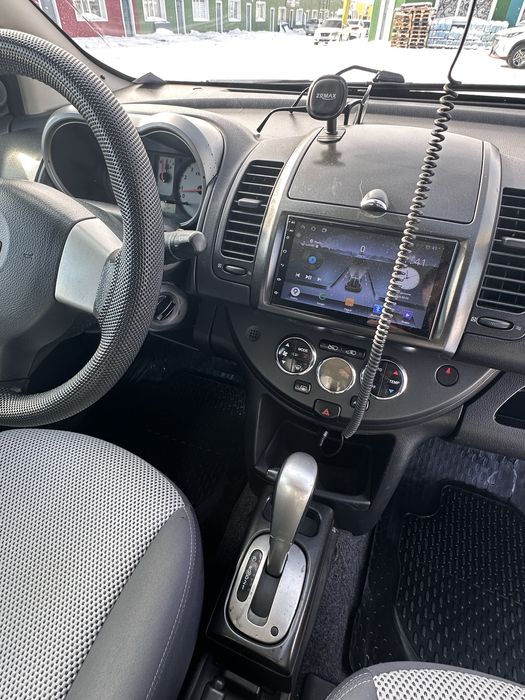 Продам Nissan Note автомат