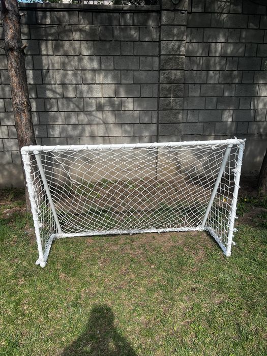 Футбольные ворота