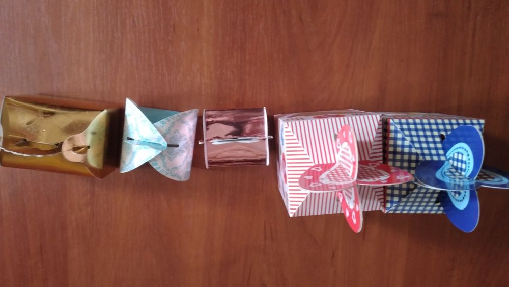 Коробочки на Бесик той