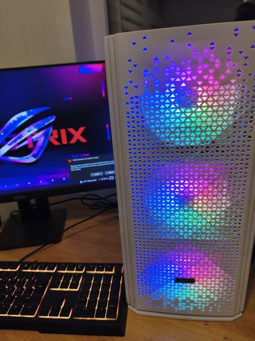 Unitate gaming Asus Rog Stric cu i7 Ryzen 7x Ram 32Gb video RTX  8Gb ssd 1 tera Win 10 GTA FORTNITE FIFA CSGO MINECRAFT ROBLOX