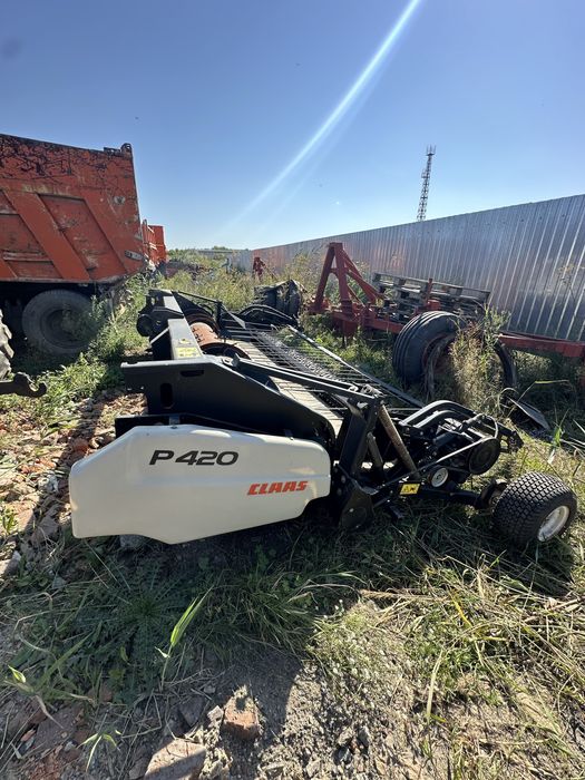 Продам подборщик Claas  P420