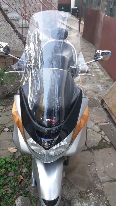 Suzuki Burgman 250,400 сузуки бъргман 250 мерцедесовия стоп 2000 год.