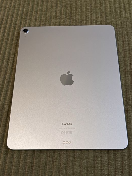 iPad Air 13” (M2), 256GB, albastru, împreună cu Apple Pencil Pro